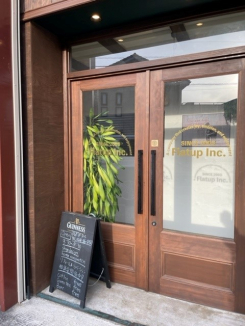 ㈲フラットアップ 