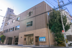 愛信ファシリティーズ株式会社 本店