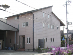 ㈲服部建工 