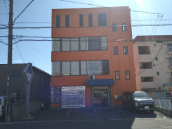 トップハウジング㈱ 