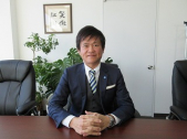 山内　義洋