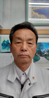 吉野　邦雄